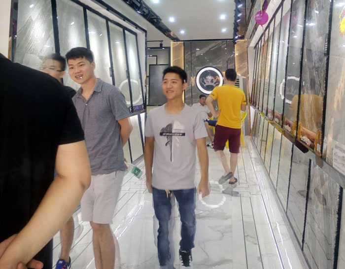 糖心VIOG官方人口陶 瓷磚代理  陶瓷一線糖心视频在线观看免费 普寧 開業